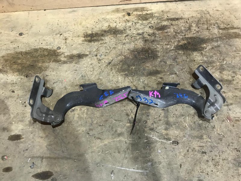 Петля капота NISSAN TEANA PJ32 VQ35DE 2010 (б/у)