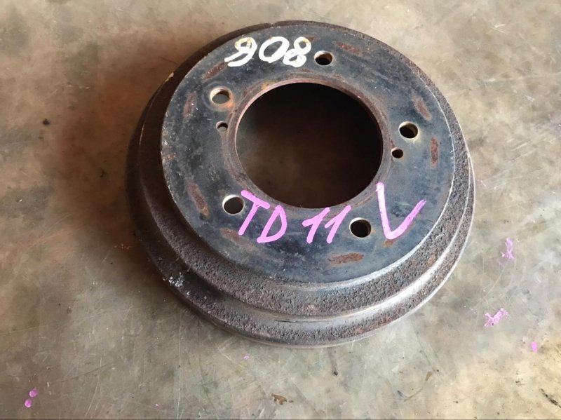 Тормозной барабан SUZUKI ESCUDO TA01W G16A 1997 задний (б/у)