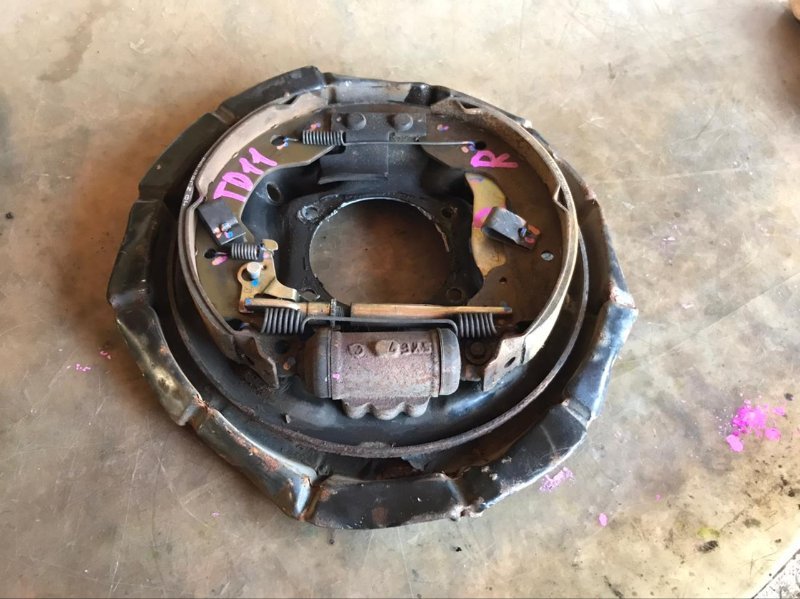 Механизм стояночного тормоза SUZUKI ESCUDO TA01W G16A 1997 задний правый (б/у)