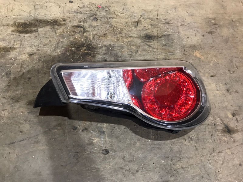 Стоп-сигнал TOYOTA GT86 ZN6 FA20 2012 задний (б/у)