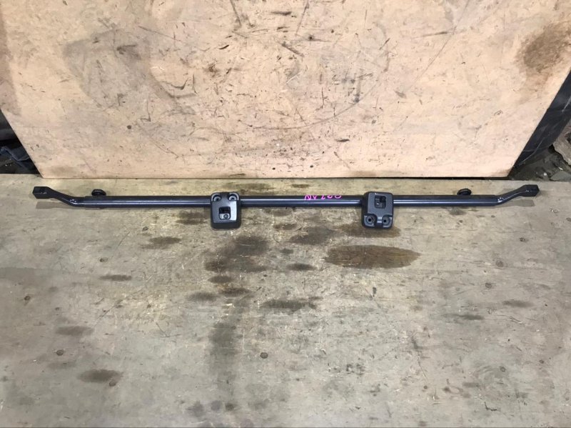 Растяжка на стойки NISSAN NV200 VM20 HR16 2016 (б/у)