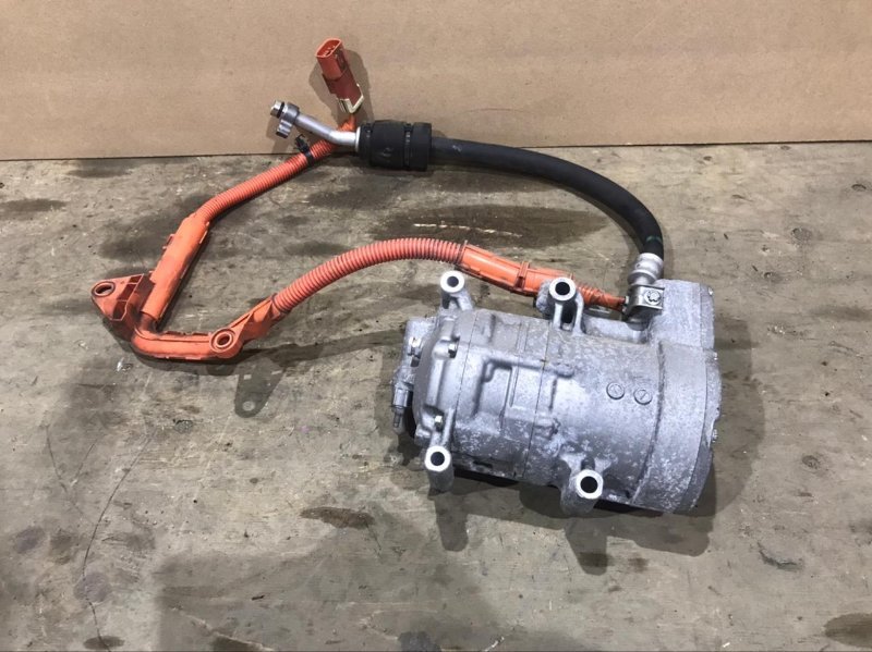 Компрессор кондиционера HONDA VEZEL RU3 LEB 2017 (б/у)