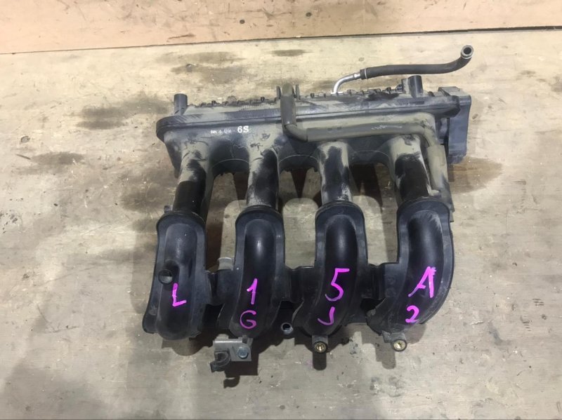 Коллектор впускной HONDA AIRWAVE GJ1 L15A 2010 (б/у)