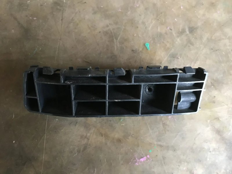 Крепление бампера HONDA ACCORD CW2 K24A 2013 переднее левое (б/у)