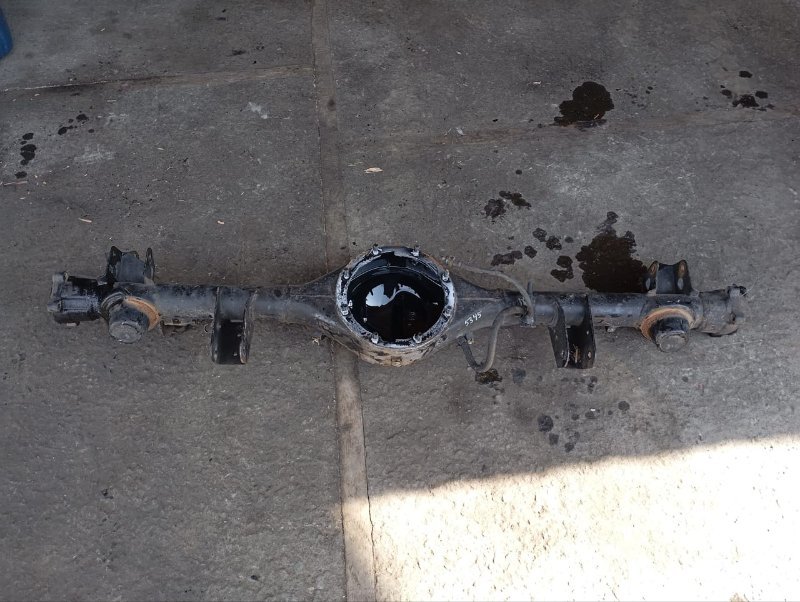 Чулок моста SUZUKI ESCUDO TL52W J20A 2000 задний (б/у)