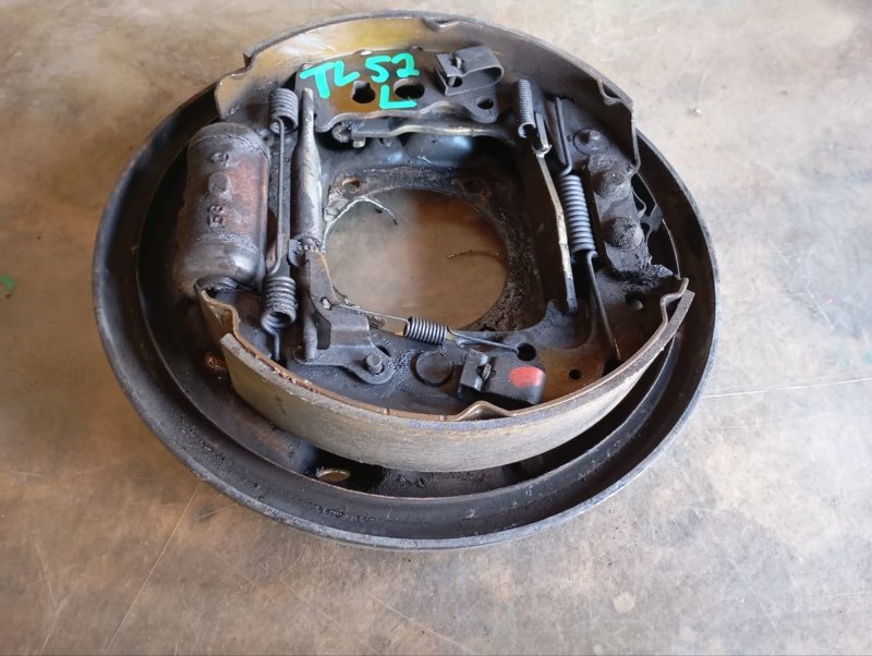 Механизм стояночного тормоза SUZUKI ESCUDO TL52W J20A 2003 задний левый (б/у)