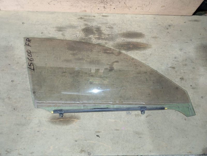 Стекло двери LEXUS LS600HL UVF46 2UR-FSE 2010 переднее правое (б/у)