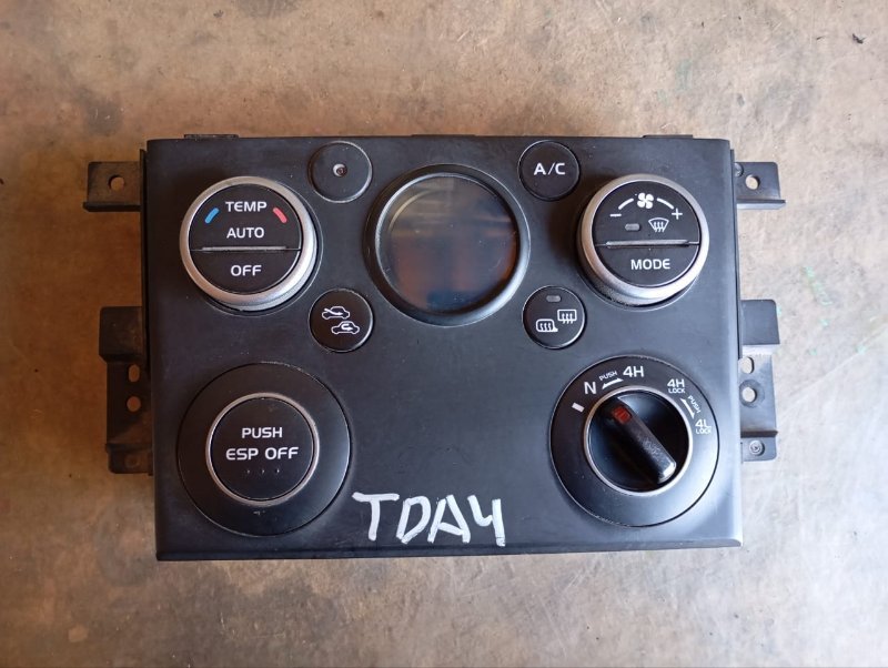 Блок управления климат-контролем SUZUKI ESCUDO TDA4W J24B 2010 (б/у)