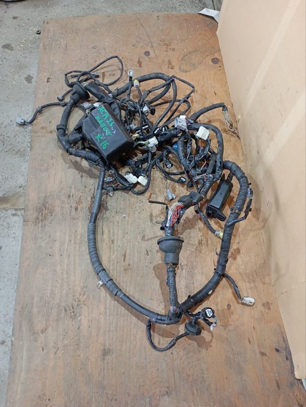 Блок предохранителей TOYOTA IPSUM ACM26 2AZ-FE 2007 (б/у)