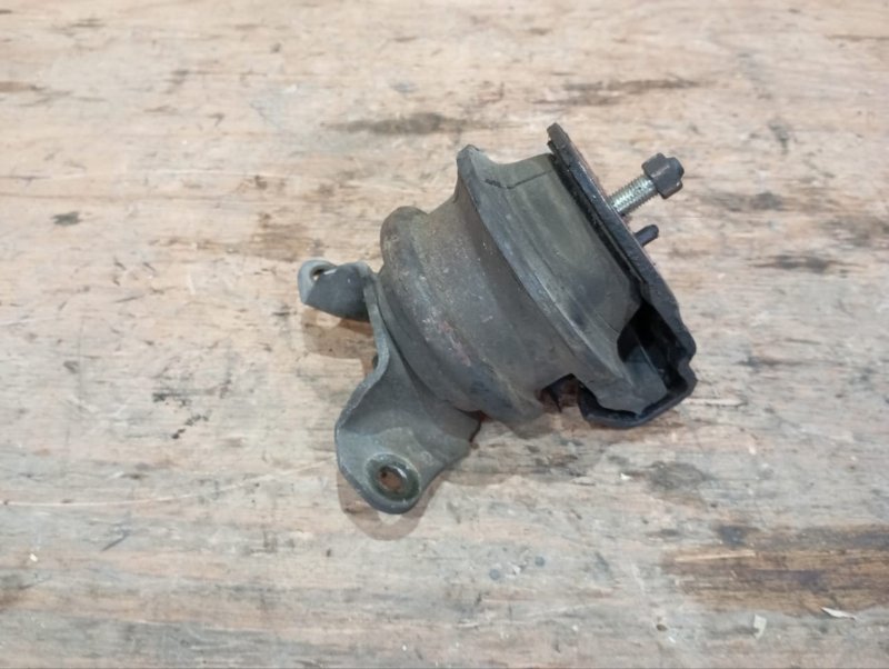 Подушка двигателя MAZDA MPV LVLR WL-T 1996 передняя правая (б/у)