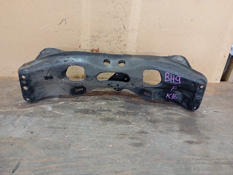 Балка под двс SUBARU LEGACY BH9 EJ254 2000 передняя (б/у)