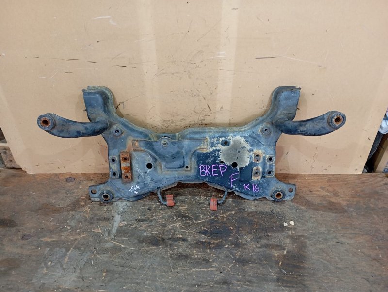 Балка под двс MAZDA AXELA BKEP LF-DE 2004 передняя (б/у)