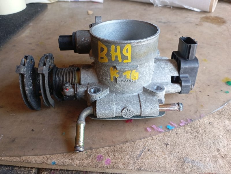 Дроссельная заслонка SUBARU LEGACY BH9 EJ254 2000 (б/у)