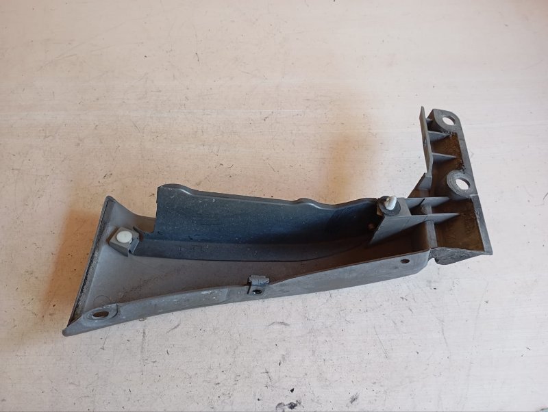 Накладка на крыло SUBARU FORESTER SF5 EJ202 1999 передняя правая (б/у)