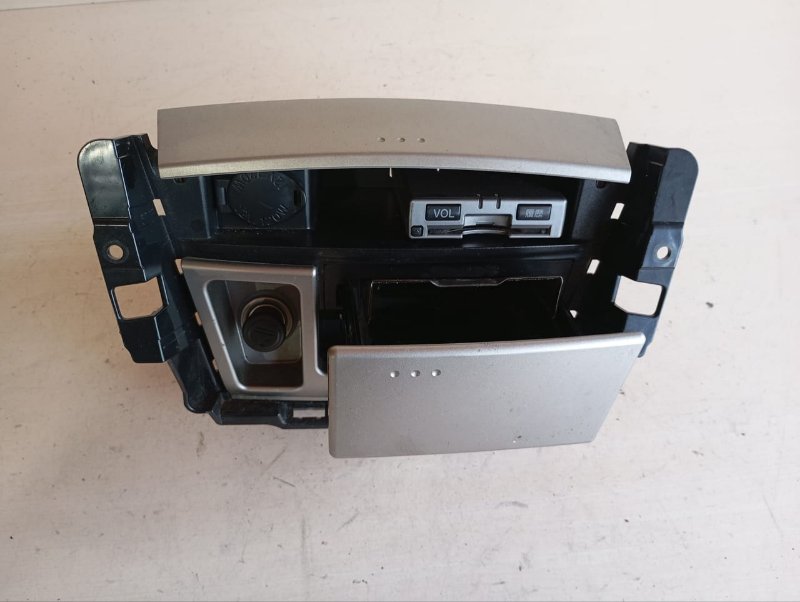 Пепельница TOYOTA CAMRY ACV40 2AZ-FE 2008 (б/у)