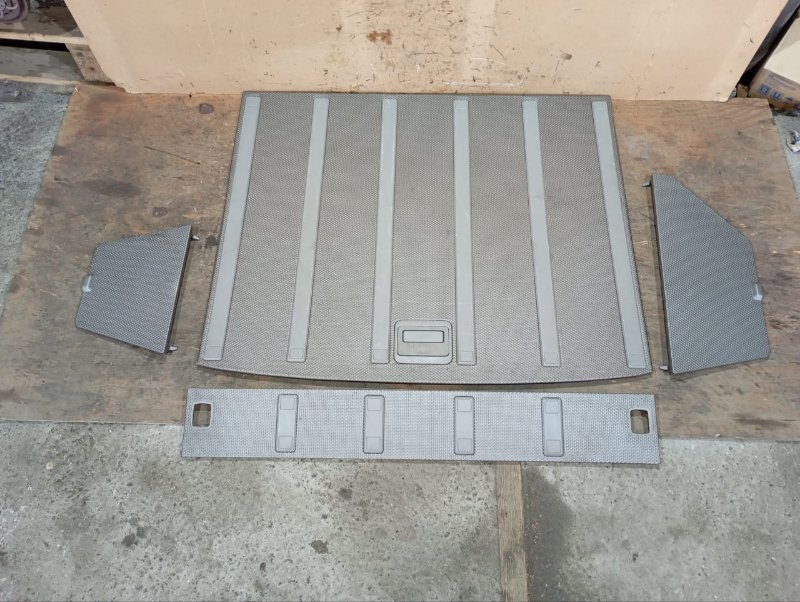 Полка багажника NISSAN X-TRAIL NT30 QR20DE 2003 (б/у)