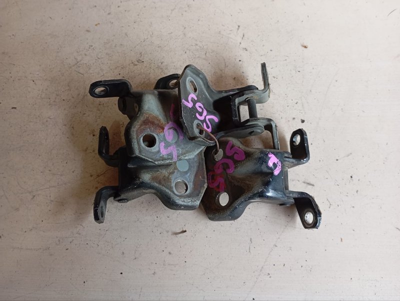 Петля дверная SUBARU FORESTER SG5 EJ203 2006 передняя (б/у)