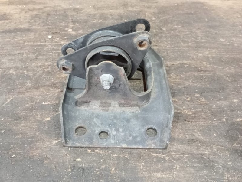 Подушка кпп MAZDA BONGO SK82V F8 2008 (б/у)