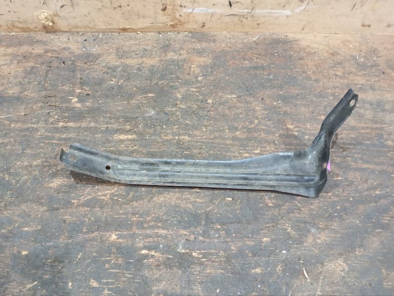 Крепление бампера SUBARU LEGACY BH9 EJ254 2000 переднее правое (б/у)