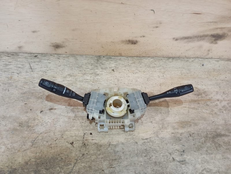Блок подрулевых переключателей MITSUBISHI PAJERO IO H76W 4G93 2006 (б/у)