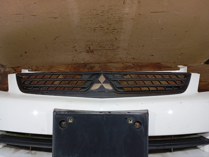 Решетка радиатора MITSUBISHI LANCER CS2A 4G15 2006 (б/у)