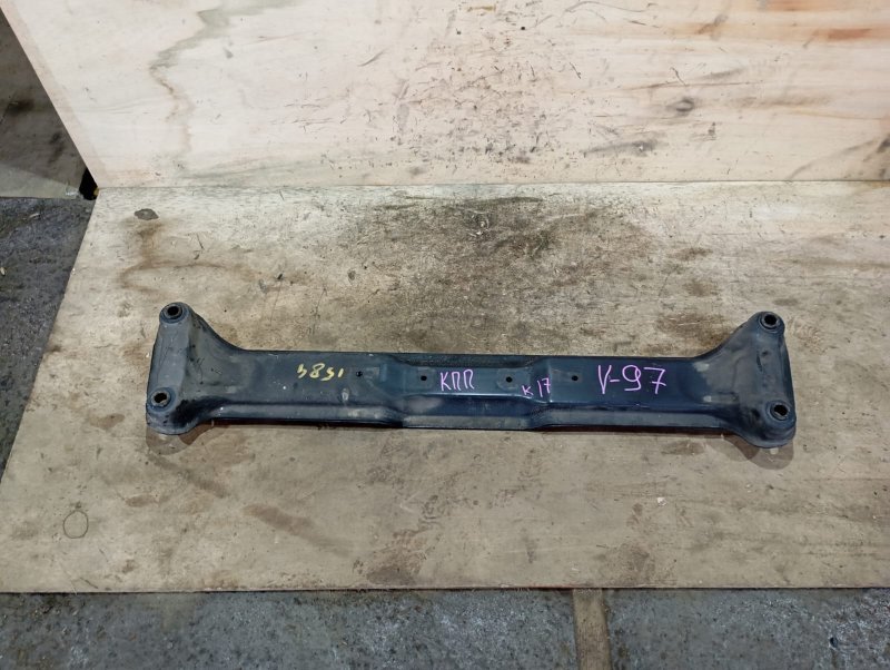 Балка под кпп MITSUBISHI PAJERO V97W 6G75 2008 (б/у)