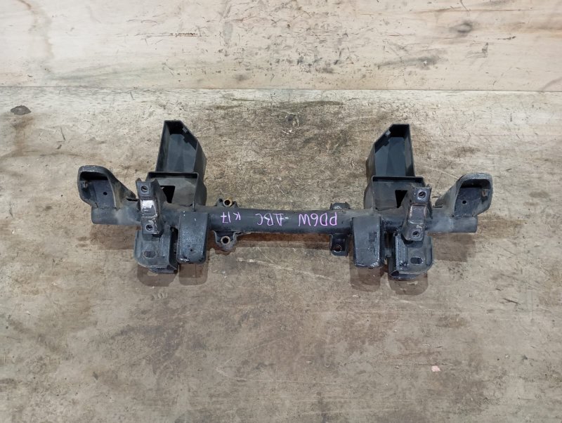 Балка под двс MITSUBISHI DELICA PD6W 6G72 2003 передняя (б/у)