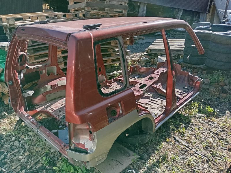 Тазик железный MITSUBISHI PAJERO IO H76W 4G93 2000 (б/у)
