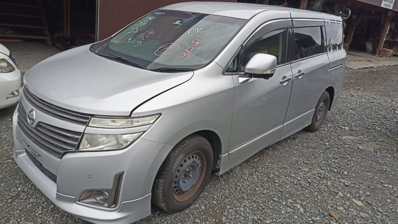 Автомобиль NISSAN ELGRAND PE52 VQ35DE 2011 года в разбор