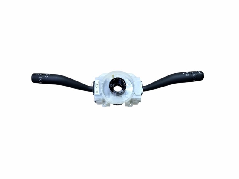 Переключатель подрулевой Isuzu FVR34 FSR90 8982437170