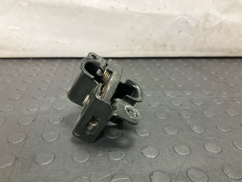 Замок капота левый E-Class 2007 W211 M271