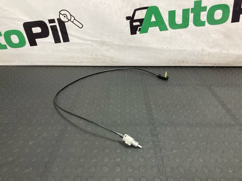 Запчасть трос замка зажигания Mercedes-Benz E-Class 2007 W211 M271 A2202670164 контрактная Трос замка зажигания Mercedes-Benz E-Class 2007 W211 M271 A2202670164 контрактная