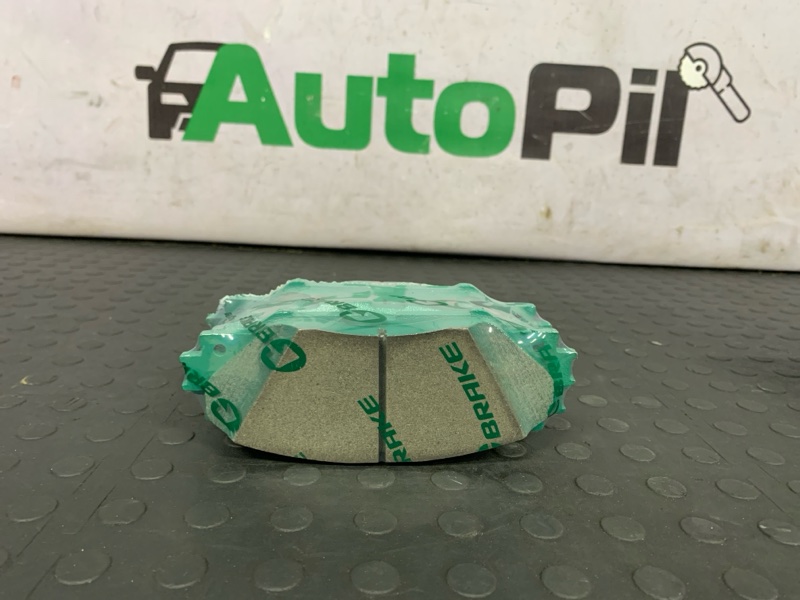 Тормозные колодки передние