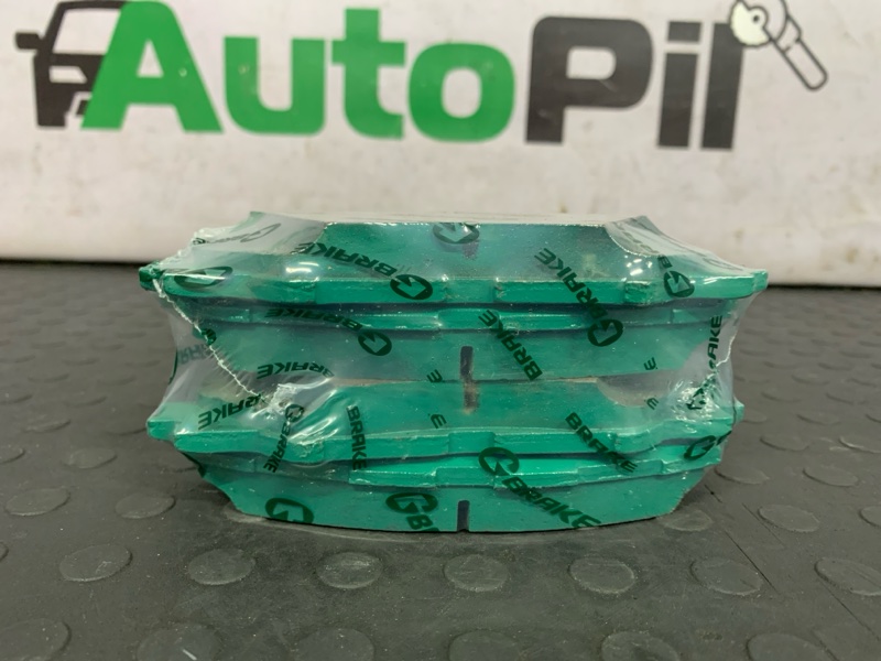 Тормозные колодки передние