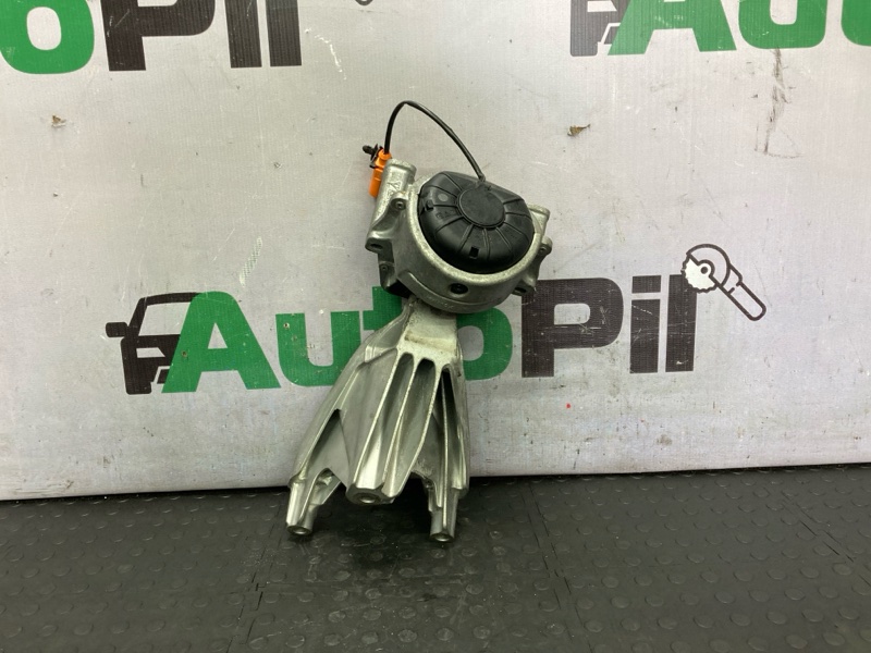 Подушка двигателя правая Audi A4 2015 8K5 CDNB 8r0199381 контрактная