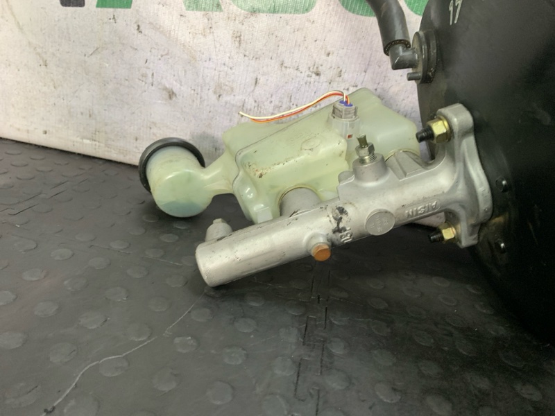 Главный тормозной цилиндр Allex 2005 NZE121 1NZFE