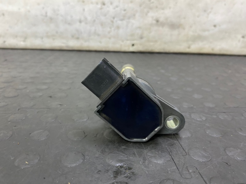 Катушка зажигания Accord 2006 CL9 K24A Катушка зажигания Accord 2006 CL9 K24A