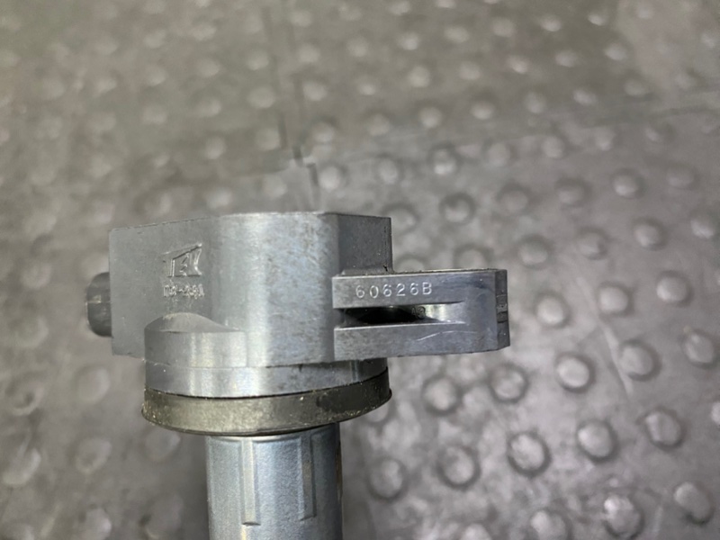 Катушка зажигания Accord 2006 CL9 K24A Катушка зажигания Accord 2006 CL9 K24A