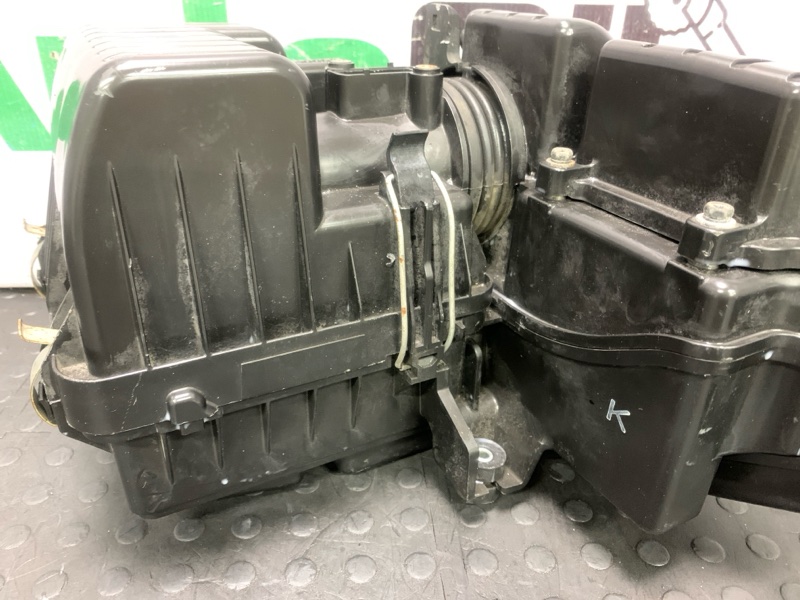 Корпус воздушного фильтра Honda Freed GB3 L15A