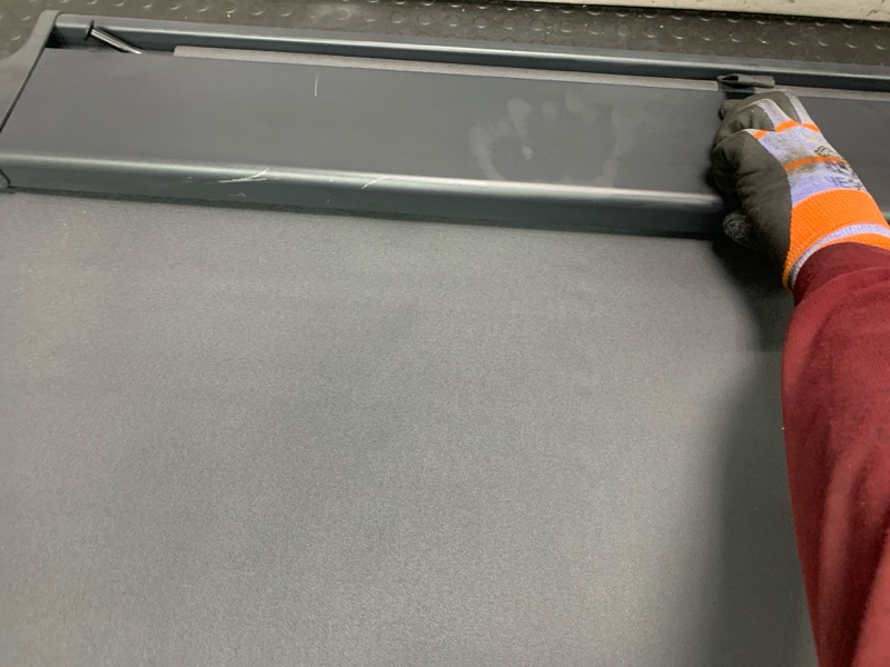 Шторка багажника Avensis 2006 AZT251 2AZFSE