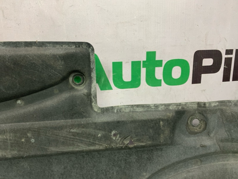 Защита днища кузова левая E-Class 2014 W212 274.920