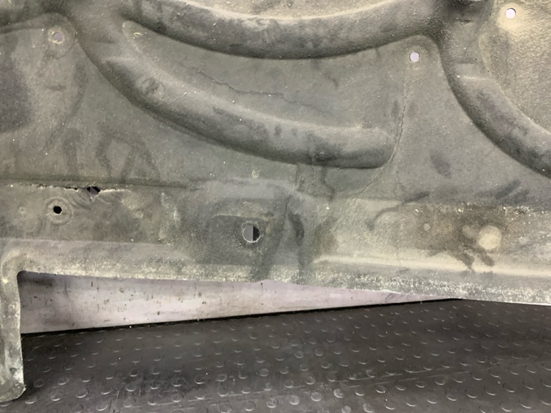 Защита днища кузова левая E-Class 2014 W212 274.920