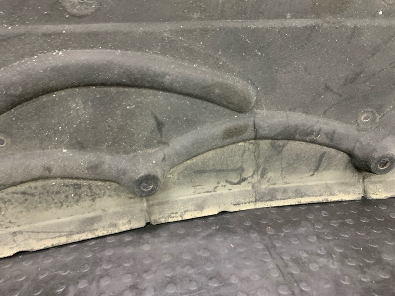 Защита днища кузова правая E-Class 2014 W212 274.920