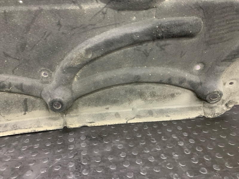 Защита днища кузова правая E-Class 2014 W212 274.920