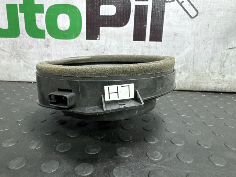 Динамик передний левый Levorg 2015 VM4