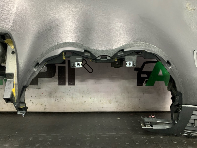 Панель передняя в салон Toyota Corolla Fielder ZRE144 2ZRFAE