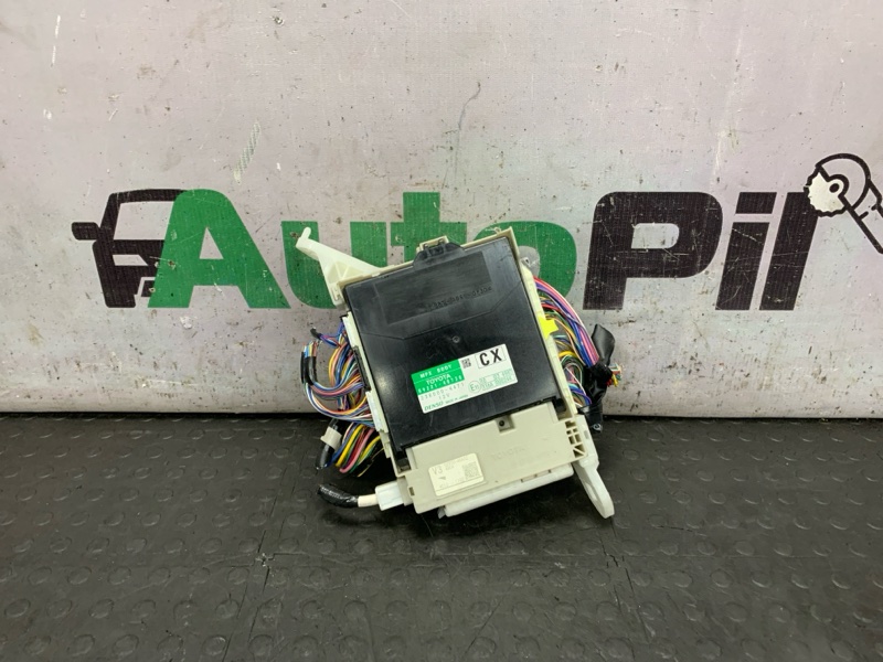 Блок предохранителей Lexus RX350 2014 GGL15 2GRFE 89221-48730 контрактная