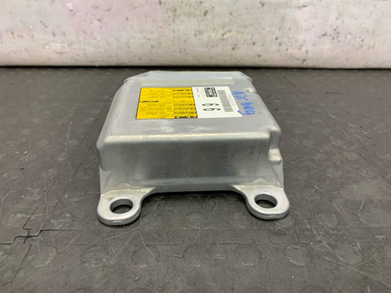 Блок управления airbag Lexus RX350 GGL15 2GRFE