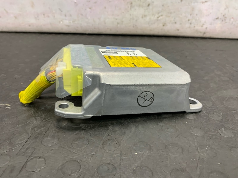 Блок управления airbag RX350 2014 GGL15 2GRFE