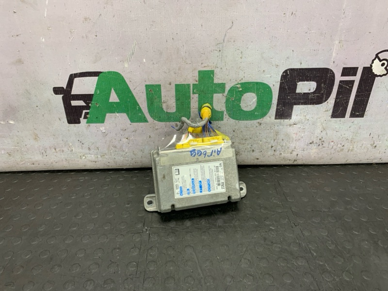 Запчасть блок управления airbag Honda CR-V 2009 RE4 K24A 77960-SWA-M611-M1 контрактная Блок управления airbag Honda CR-V 2009 RE4 K24A 77960-SWA-M611-M1 контрактная